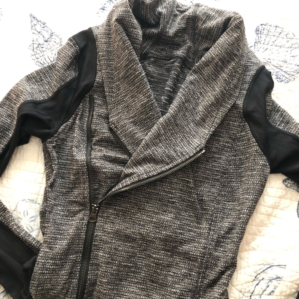 Lululemon zip up light weight jacket - Picture 2 of 8